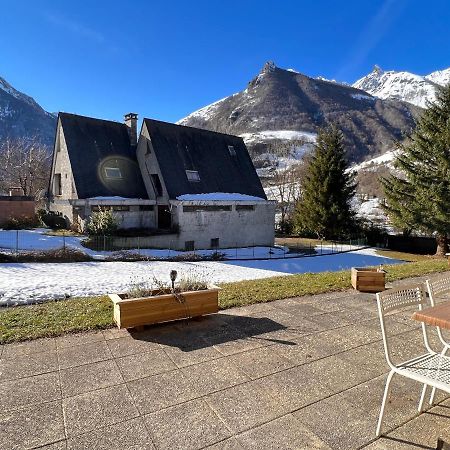 T2 Ensoleille. Terrasse Et Vaste Jardin Commun Appartement Cauterets Buitenkant foto