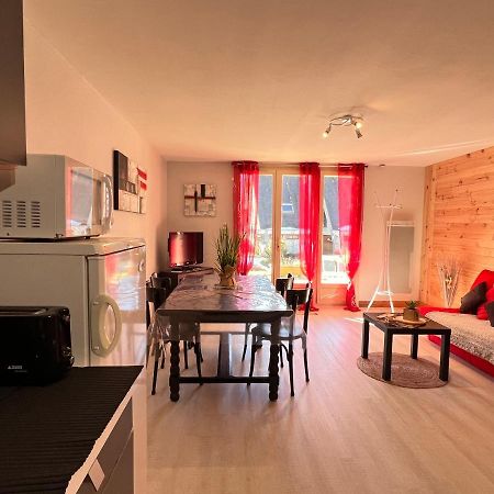 T2 Ensoleille. Terrasse Et Vaste Jardin Commun Appartement Cauterets Buitenkant foto